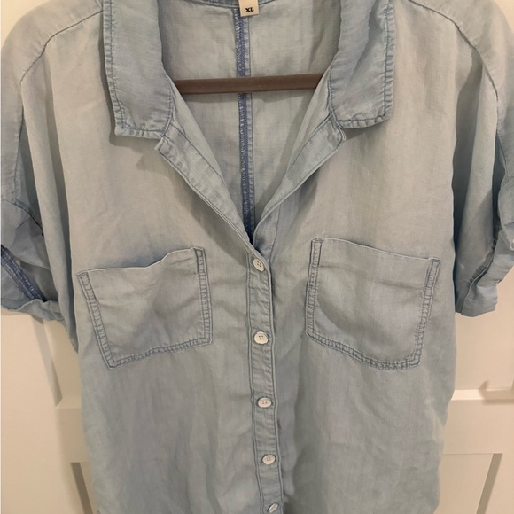 Cloth & Stone Light Blue Button Down Shirt - Picture 3 of 4
